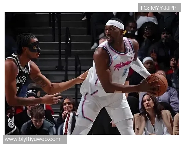 斯波点评阿德巴约韦尔搭档防守不足强调进攻端需进一步磨合提升 斯波点评阿德巴约韦尔搭档防守不足强调进攻端需进一步磨合提升