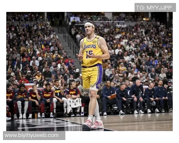 小里弗斯分析老詹在湖人角色转变为何需无球打法而非持球核心