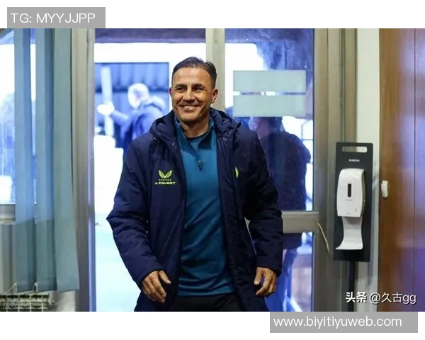 卡纳瓦罗谈中国球员留洋意愿称在国内当明星生活十分美好 卡纳瓦罗谈中国球员留洋意愿称在国内当明星生活十分美好