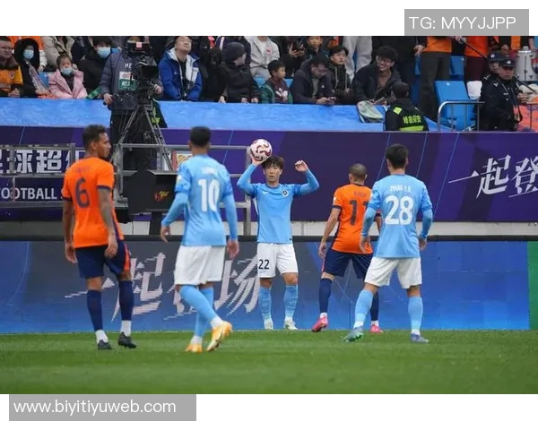 铲射自家大门乌龙失误三镇扳回一球十人新鹏城仍落后