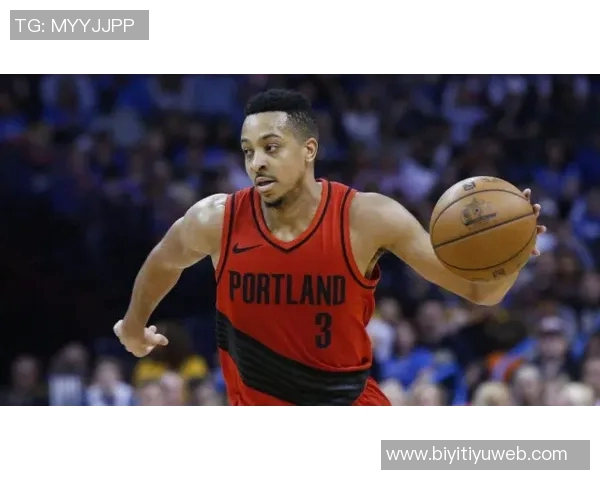 库里半场表现平平仅得11分7投2中状态堪忧引发球迷关注