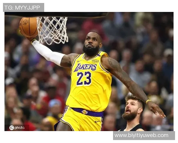 媒体人分析骑士战绩下滑或助詹姆斯回归家乡球队可能性上升