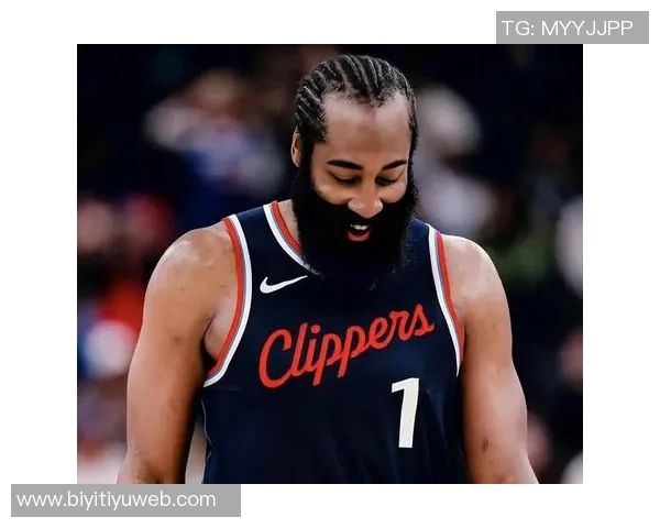 哈登谈客场逆转困难称这是一场防守大战需全力以赴才能争胜