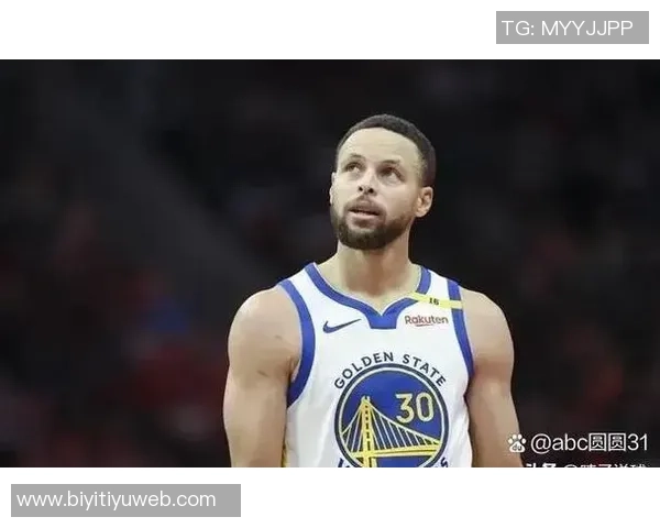 库里称赞克莱是球队重要资产因为他能有效防守对手最佳外线球员